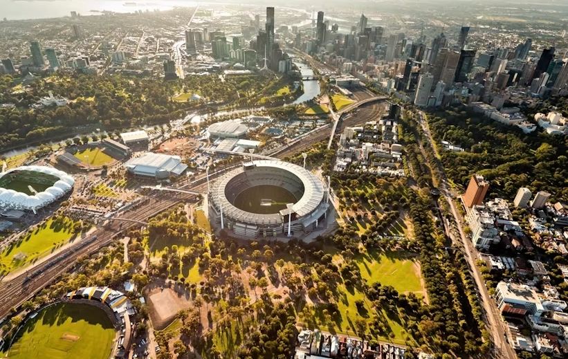 Melbourne sports precinct tour & Australian Sports Museum - Image 4